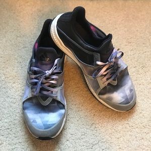 Adidas gymbreaker training shoes